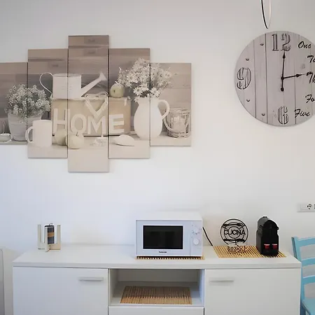 Casa Penelope - Casa Con Terrazzo - Free Wi-fi Apartment *