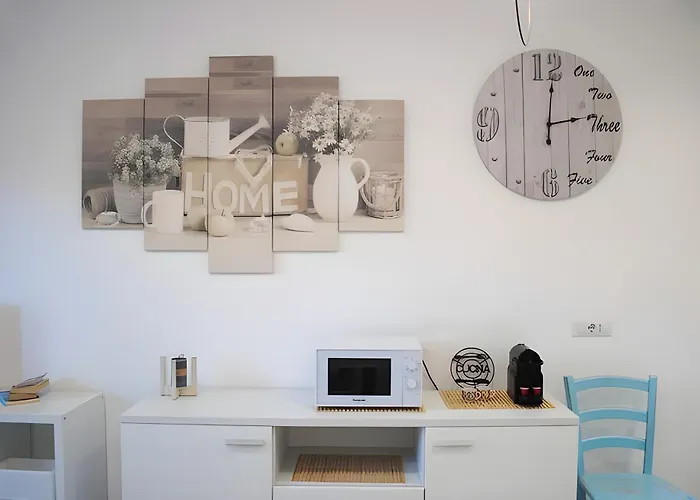 Casa Penelope - Casa Con Terrazzo - Free Wi-fi Apartment *